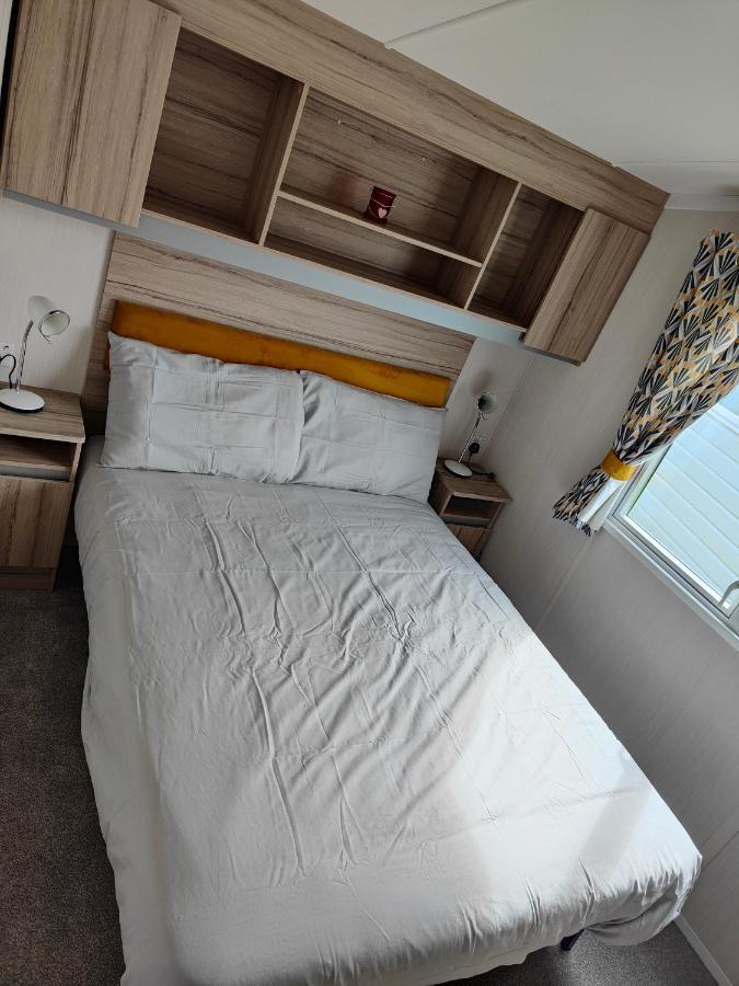 J6 Static Caravan, Fairway Holiday Park Sandown Exteriör bild